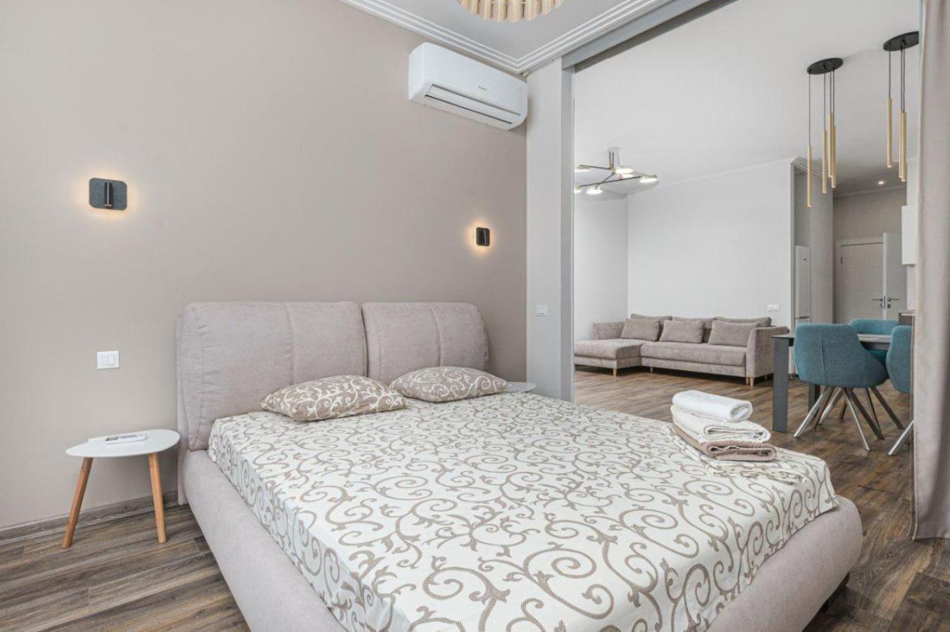 Sea Symphony Luxury Apartments Οδησσός Εξωτερικό φωτογραφία